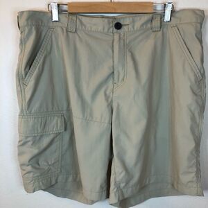 Columbia Battle Ridge II shorts. Omni-Shade sz 40